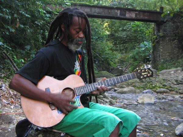 Earl Chinna Smith