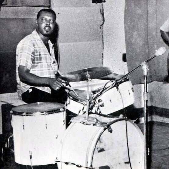 Lloyd Knibb