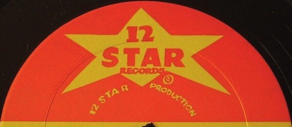 12 Stars logo